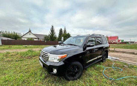 Toyota Land Cruiser 200, 2012 год, 3 800 000 рублей, 2 фотография