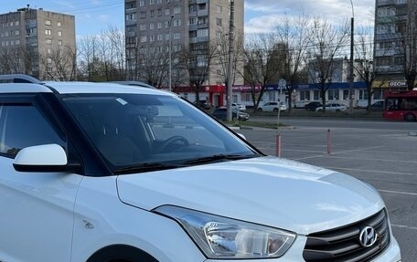 Hyundai Creta I рестайлинг, 2016 год, 1 390 000 рублей, 2 фотография