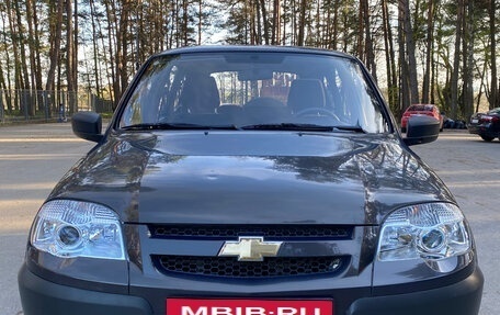 Chevrolet Niva I рестайлинг, 2014 год, 850 000 рублей, 5 фотография