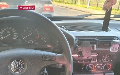 BMW 5 серия, 1992 год, 260 000 рублей, 12 фотография