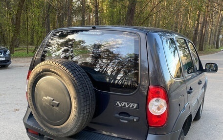 Chevrolet Niva I рестайлинг, 2014 год, 850 000 рублей, 10 фотография
