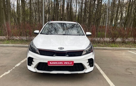 KIA Rio IV, 2021 год, 1 820 000 рублей, 2 фотография