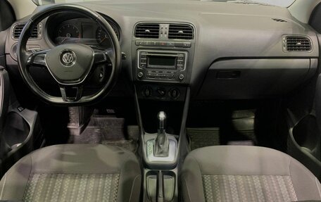 Volkswagen Polo VI (EU Market), 2015 год, 1 349 900 рублей, 15 фотография