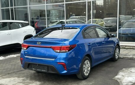 KIA Rio IV, 2018 год, 1 299 000 рублей, 5 фотография