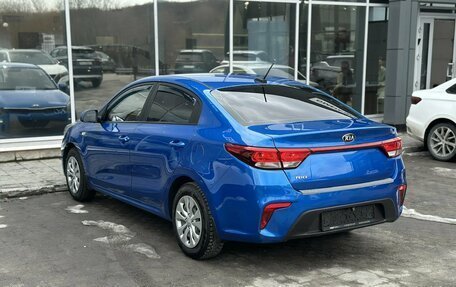 KIA Rio IV, 2018 год, 1 299 000 рублей, 3 фотография