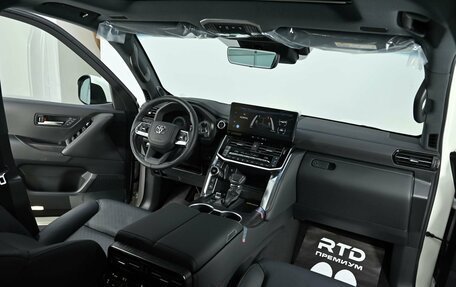 Toyota Land Cruiser, 2026 год, 16 600 000 рублей, 17 фотография
