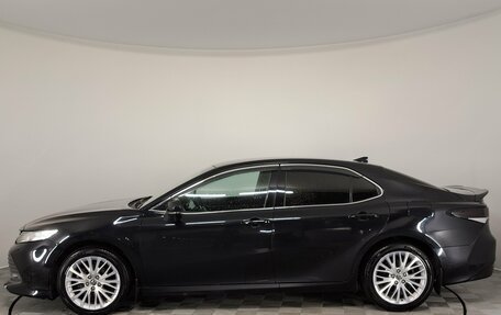Toyota Camry, 2018 год, 2 990 000 рублей, 9 фотография