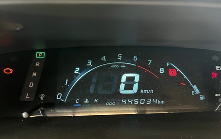 Nissan Prairie III, 2001 год, 300 000 рублей, 15 фотография