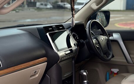 Toyota Land Cruiser Prado 150 рестайлинг 2, 2023 год, 6 050 000 рублей, 14 фотография