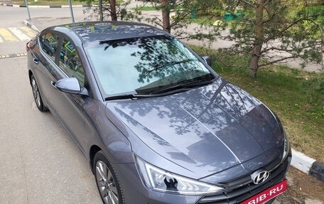 Hyundai Elantra VI рестайлинг, 2019 год, 1 900 000 рублей, 4 фотография