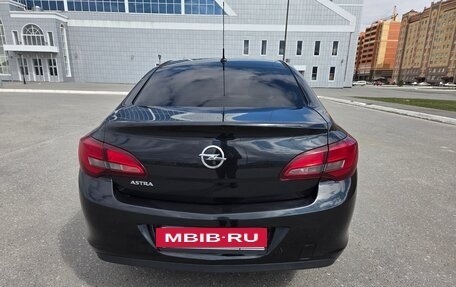 Opel Astra J, 2014 год, 820 000 рублей, 4 фотография