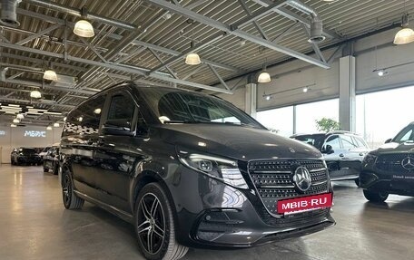 Mercedes-Benz V-Класс, 2024 год, 12 220 000 рублей, 4 фотография