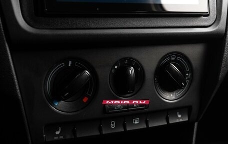 Skoda Rapid I, 2014 год, 749 000 рублей, 12 фотография
