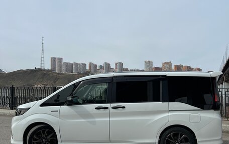 Honda Stepwgn IV, 2018 год, 2 450 000 рублей, 6 фотография