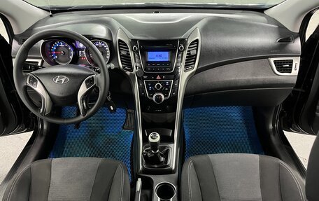 Hyundai i30 II рестайлинг, 2012 год, 705 000 рублей, 16 фотография