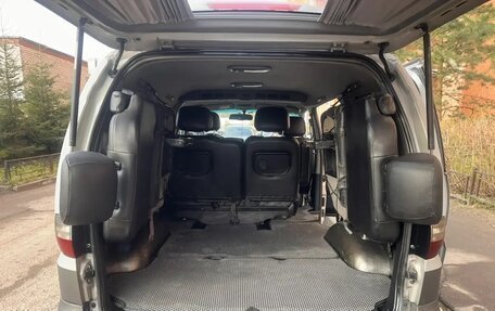 Hyundai Starex I рестайлинг, 2006 год, 950 000 рублей, 25 фотография