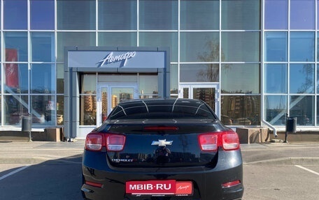 Chevrolet Malibu VIII, 2012 год, 975 000 рублей, 4 фотография