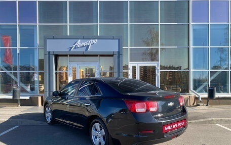 Chevrolet Malibu VIII, 2012 год, 975 000 рублей, 3 фотография