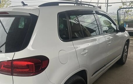 Volkswagen Tiguan I, 2014 год, 1 320 000 рублей, 2 фотография