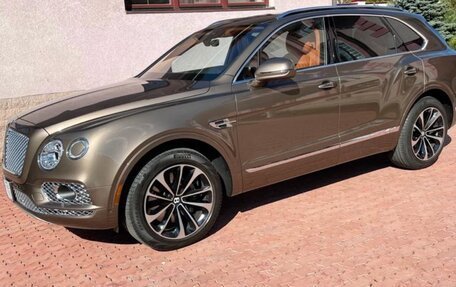 Bentley Bentayga I, 2017 год, 14 500 000 рублей, 3 фотография