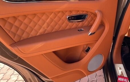 Bentley Bentayga I, 2017 год, 14 500 000 рублей, 4 фотография