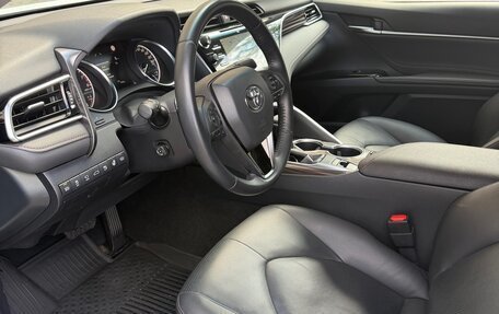 Toyota Camry, 2018 год, 3 990 000 рублей, 11 фотография