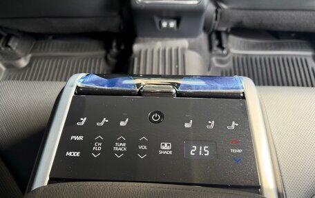 Toyota Camry, 2018 год, 3 990 000 рублей, 14 фотография