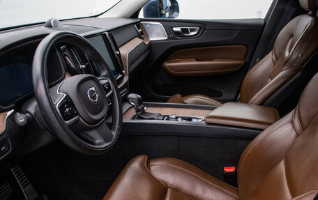 Volvo XC60 II, 2018 год, 4 198 000 рублей, 10 фотография