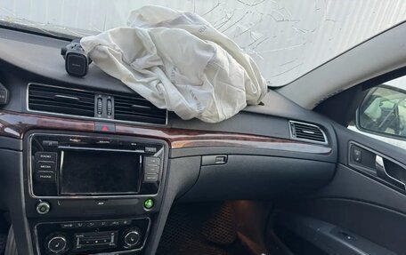 Skoda Superb III рестайлинг, 2012 год, 700 000 рублей, 26 фотография