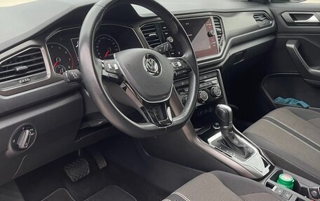 Volkswagen T-Roc I, 2019 год, 2 100 000 рублей, 15 фотография