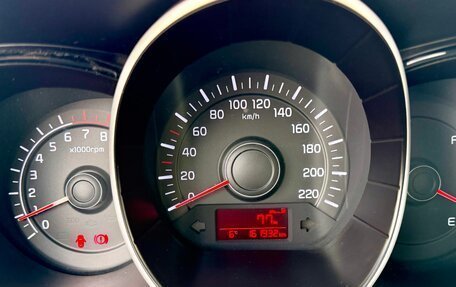 KIA Rio III рестайлинг, 2015 год, 650 000 рублей, 19 фотография