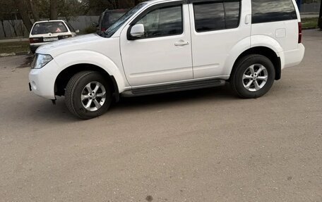 Nissan Pathfinder, 2013 год, 2 100 000 рублей, 3 фотография