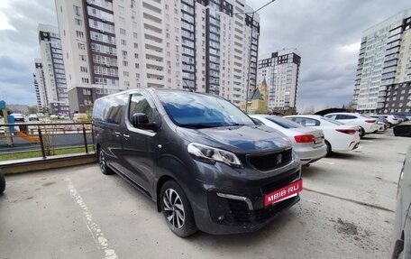 Peugeot Traveller I, 2019 год, 2 550 000 рублей, 2 фотография