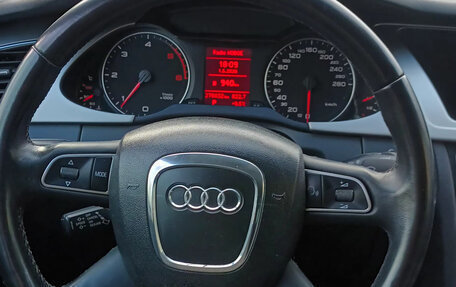 Audi A4, 2009 год, 899 999 рублей, 23 фотография
