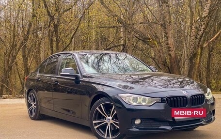 BMW 3 серия, 2013 год, 1 600 000 рублей, 8 фотография