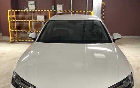 Audi A4, 2019 год, 2 600 000 рублей, 6 фотография