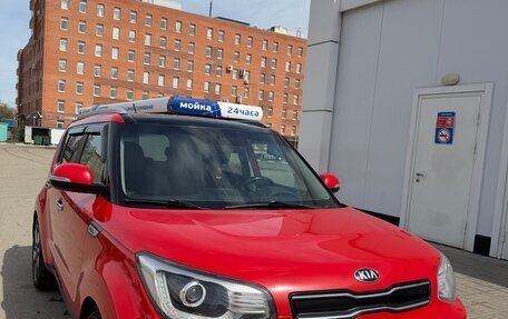 KIA Soul II рестайлинг, 2017 год, 1 800 000 рублей, 3 фотография