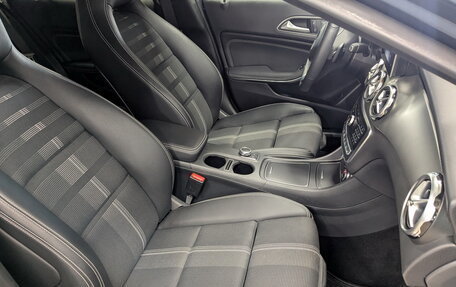 Mercedes-Benz GLA, 2019 год, 3 750 000 рублей, 24 фотография