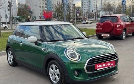 MINI Hatch, 2020 год, 2 500 000 рублей, 6 фотография