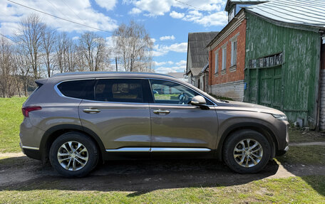 Hyundai Santa Fe IV, 2018 год, 2 385 000 рублей, 4 фотография