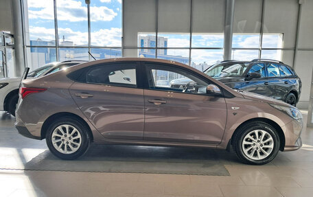 Hyundai Solaris II рестайлинг, 2021 год, 1 848 000 рублей, 5 фотография