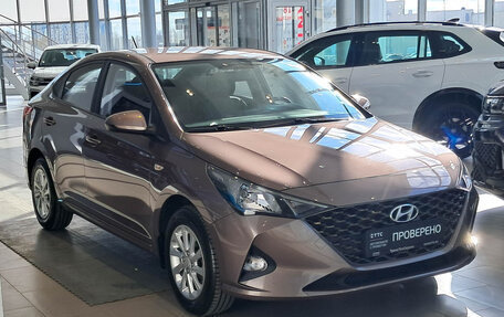 Hyundai Solaris II рестайлинг, 2021 год, 1 848 000 рублей, 3 фотография