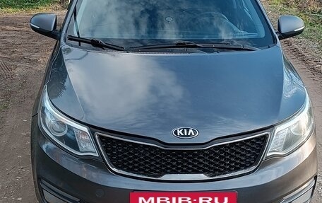 KIA Rio III рестайлинг, 2015 год, 950 000 рублей, 2 фотография