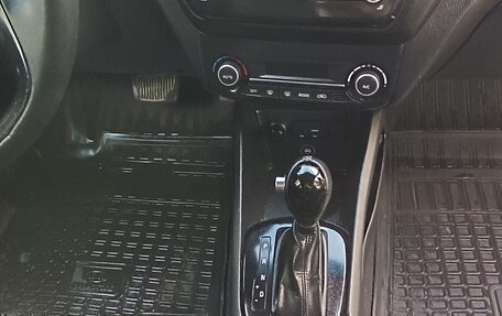 KIA Rio III рестайлинг, 2015 год, 950 000 рублей, 18 фотография