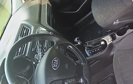 KIA Rio III рестайлинг, 2015 год, 950 000 рублей, 17 фотография