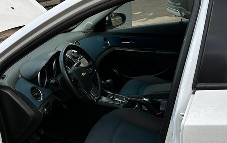 Chevrolet Cruze II, 2015 год, 900 000 рублей, 8 фотография