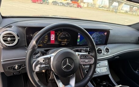 Mercedes-Benz E-Класс, 2019 год, 3 700 000 рублей, 9 фотография