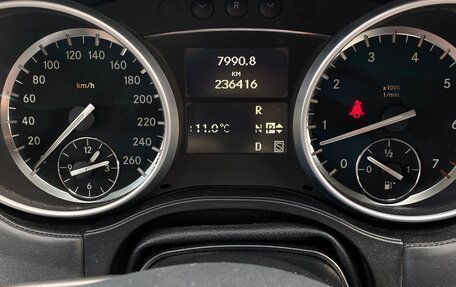 Mercedes-Benz GL-Класс, 2011 год, 1 680 000 рублей, 23 фотография