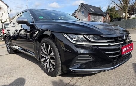 Volkswagen Arteon I, 2023 год, 3 840 000 рублей, 1 фотография