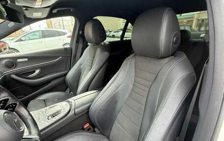 Mercedes-Benz E-Класс, 2021 год, 3 700 000 рублей, 6 фотография